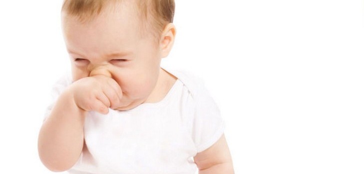 Come curare rapidamente un naso che cola in un bambino