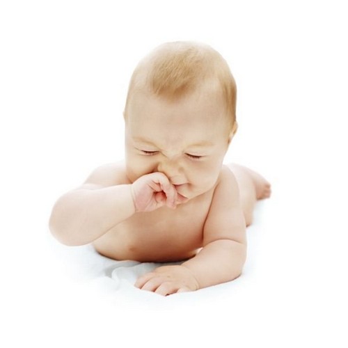Come curare rapidamente un naso che cola in un bambino