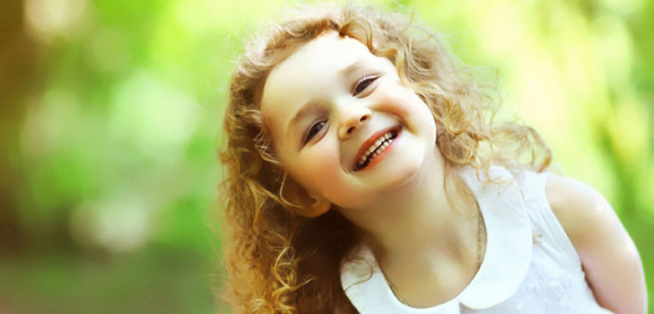 Come sollevare un bambino felice: tre regole per i genitori