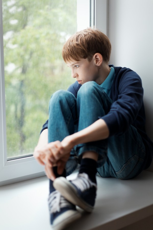 Come si manifesta l'età della transizione nei ragazzi e nelle ragazze?