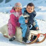 Come scegliere una tuta per un bambino per l'inverno