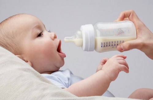 Di cosa ha bisogno un neonato: una lista della spesa
