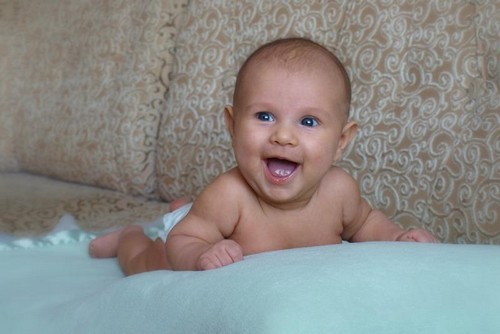 Bambino a 3 mesi