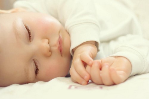 Sviluppo dei bambini in 10 mesi