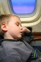 In un aereo e in un treno con un bambino piccolo In un aereo e in un treno con un bambino piccolo