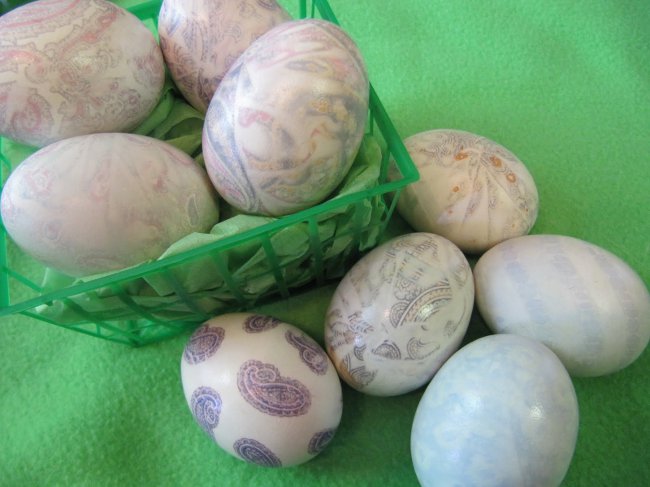 Decoupage di uova di Pasqua