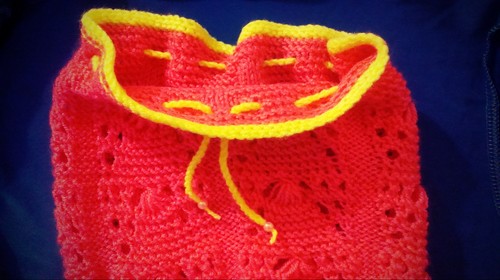 Master class sulla maglia dei cappelli estivi dei bambini
