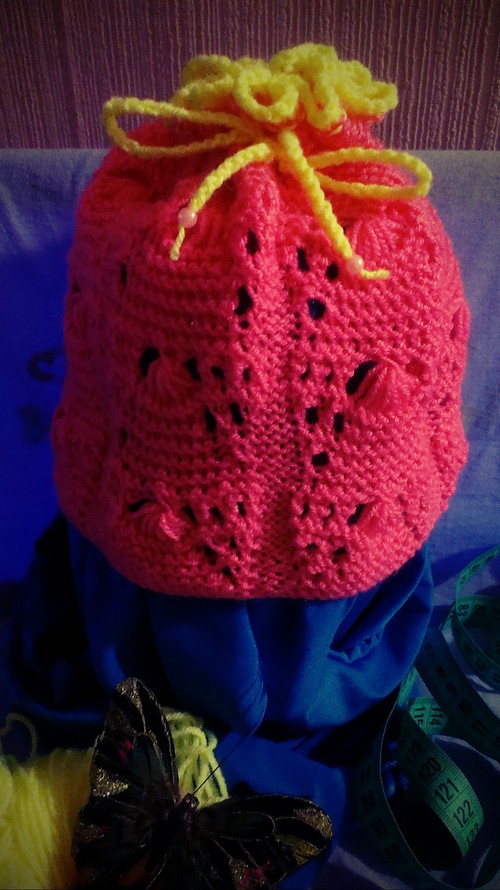 Master class sulla maglia dei cappelli estivi dei bambini