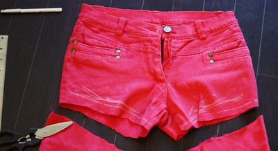 Come fare i jeans da pantaloncini