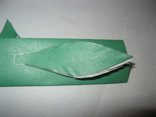 Favoloso pavone fatto di carta colorata