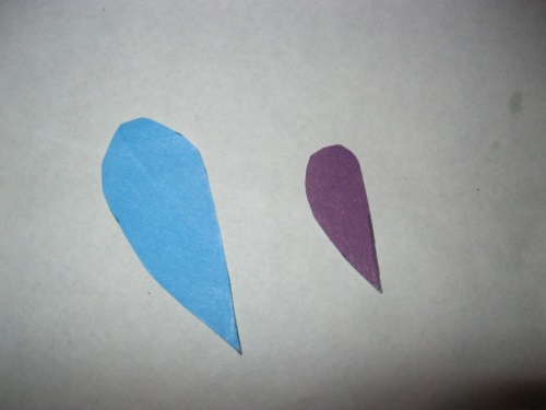 Favoloso pavone fatto di carta colorata