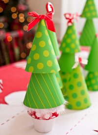 Come fare un albero di Natale dalla carta