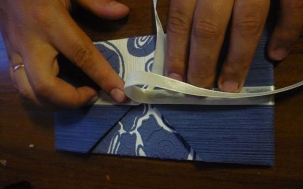 Busta di carta A4 con le tue mani