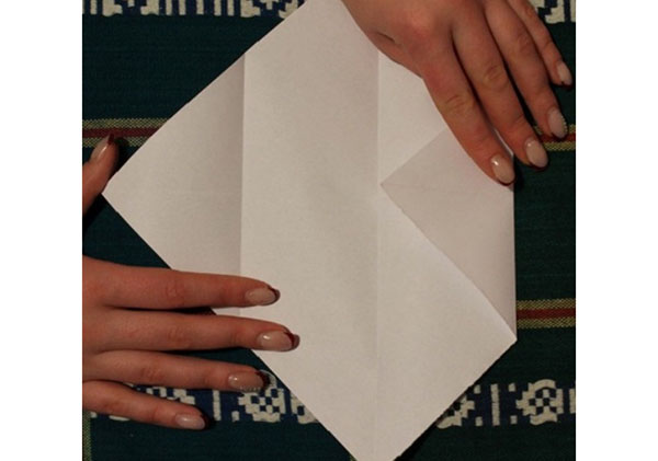 Busta di carta A4 con le tue mani