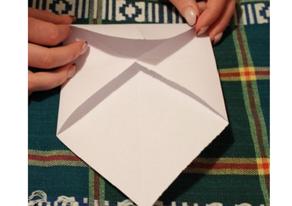 Busta di carta A4 con le tue mani
