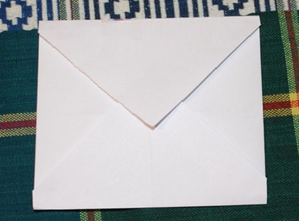 Busta di carta A4 con le tue mani
