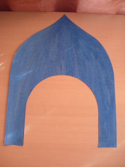 Kokoshnik russo di cartone