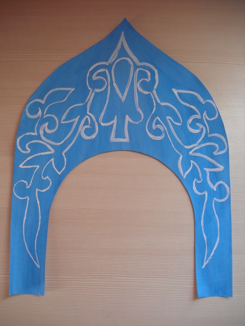 Kokoshnik russo di cartone