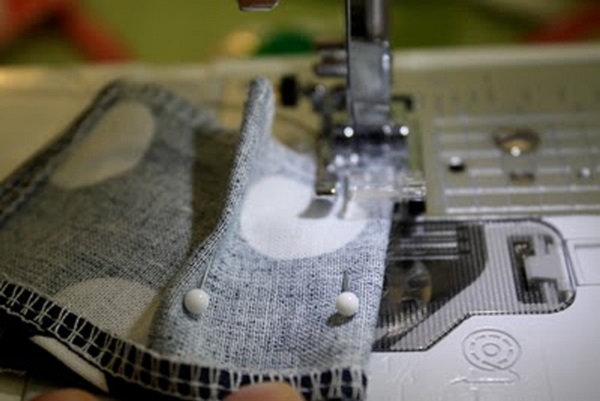 Come cucire vestiti per le bambole con le tue mani