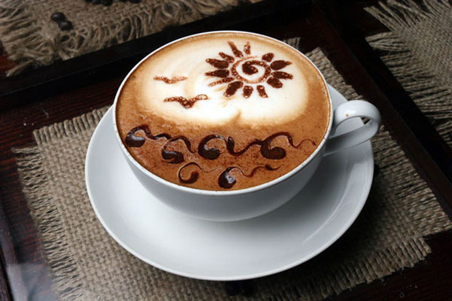 Latte art - caffè dipinto