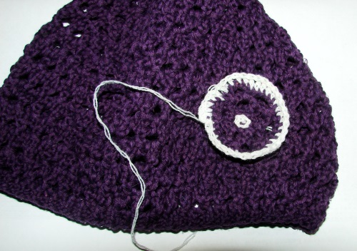 Cappello estivo con aghi a maglia