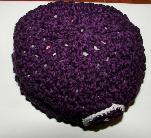 Cappello estivo con aghi a maglia