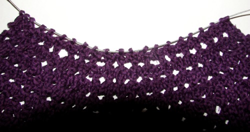 Cappello estivo con aghi a maglia