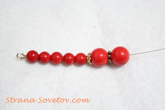 Master Class: Un set di braccialetti e orecchini di perle di corallo