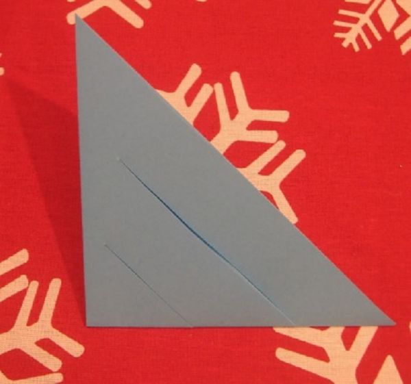 Bellissimi fiocchi di neve per il nuovo anno del 2017 con le loro mani di carta - diagrammi e foto a tappe. Master classes per bambini su grandi fiocchi di neve con tecnica origami