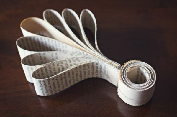 Bellissimi fiocchi di neve per il nuovo anno del 2017 con le loro mani di carta - diagrammi e foto a tappe. Master classes per bambini su grandi fiocchi di neve con tecnica origami