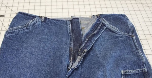 Cuciamo vestiti per donne incinte con le proprie mani - una gonna, un vestito, pantaloni Cuciamo vestiti per donne incinte con le proprie mani - una gonna, un vestito, pantaloni