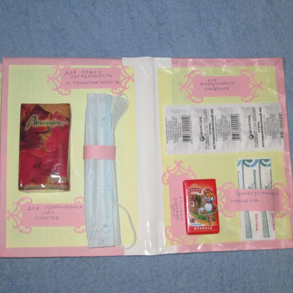 Organizzatore di buon umore con le proprie mani