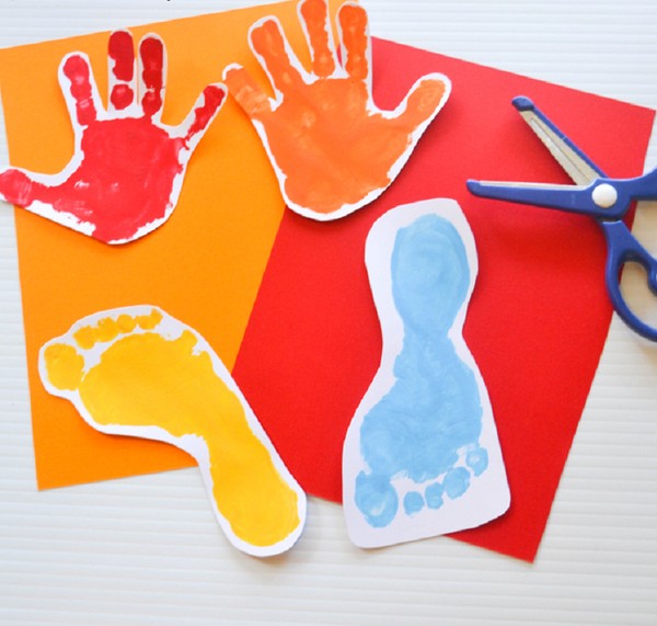 Cartolina per la festa della mamma con le proprie mani, master class con foto per la scuola materna e 1-3 gradi