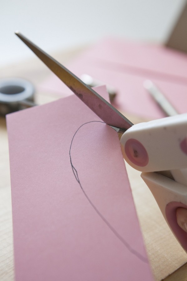 Cartolina per la festa della mamma con le proprie mani, master class con foto per la scuola materna e 1-3 gradi