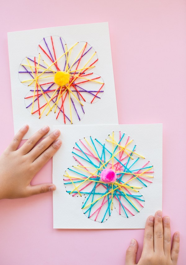 Cartolina per la festa della mamma con le proprie mani, master class con foto per la scuola materna e 1-3 gradi