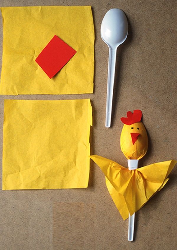 Gallo con le sue mani