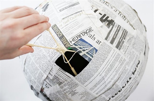 Come fare una piñata con le tue mani