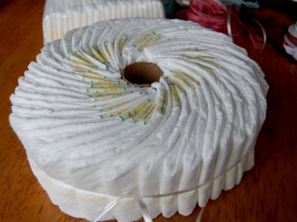 Come fare una torta da pannolini te stesso