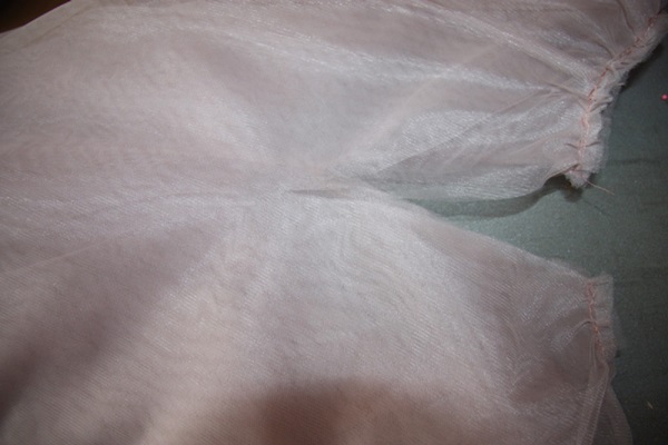 Come realizzare una gonna in tulle con le tue mani