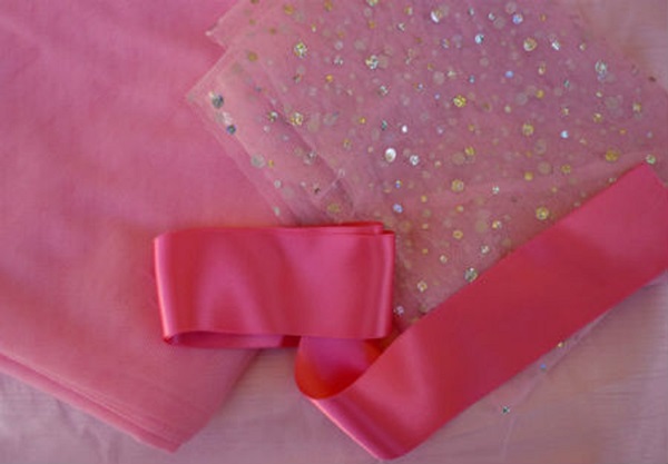 Come realizzare una gonna in tulle con le tue mani