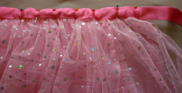 Come realizzare una gonna in tulle con le tue mani