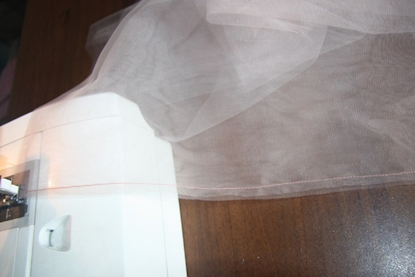 Come realizzare una gonna in tulle con le tue mani