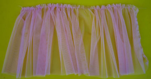 Come realizzare una gonna in tulle con le tue mani