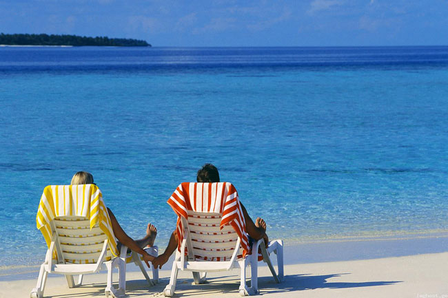 Prepararsi per la vacanza: tirare le code