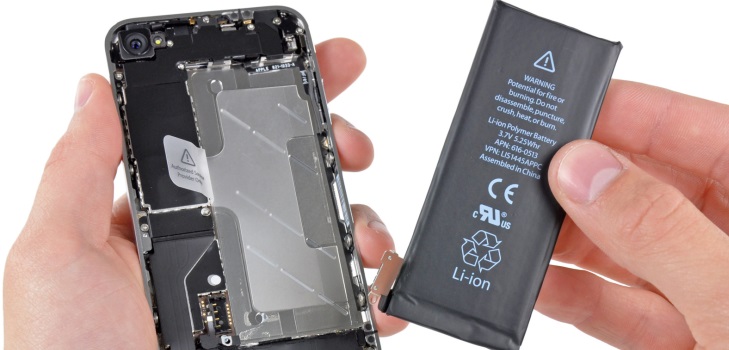 Come accendere il telefono senza la batteria