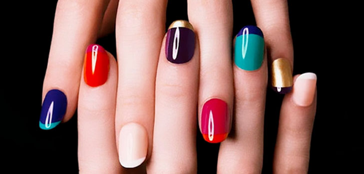 Nero, rosso, oro: che colore del manicure dice di te