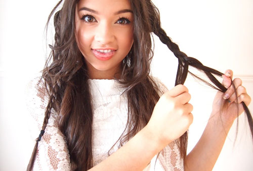 Che cosa sta invecchiando i nostri capelli?