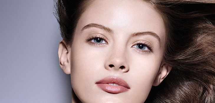 Trucco efficace l'8 marzo: Segreti di Chanel