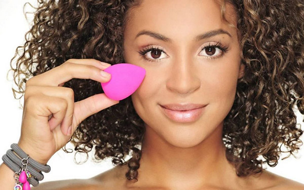 Trucco efficace per dieci minuti: trucco trucco Chanel