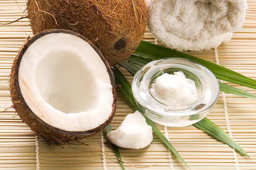 Oli essenziali per la pelle del viso - cura delicata con l'aiuto di ingredienti naturali
